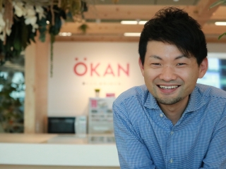 CEO沢木はコンサルティングや教育ベンチャーを経て起業。
